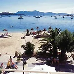فندق Capri