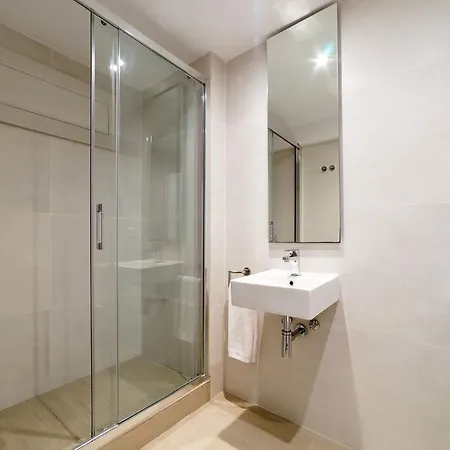 فندق Capri 3*