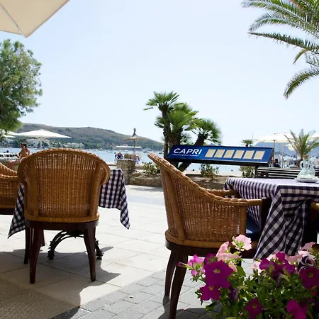 Capri 3* بورت دي بوينسا