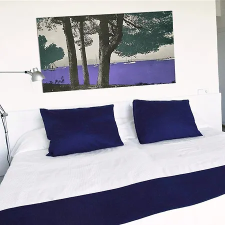 Capri 3*