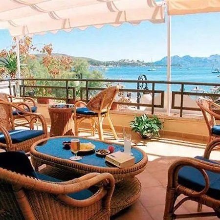 Szálloda Capri Port de Pollença